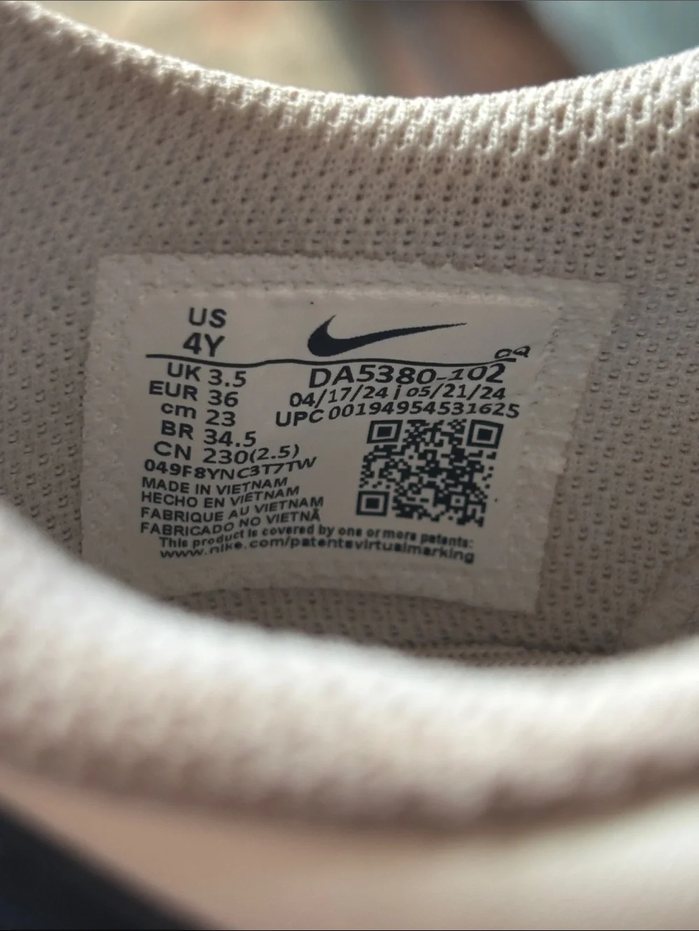 Nike versatile sneakers
